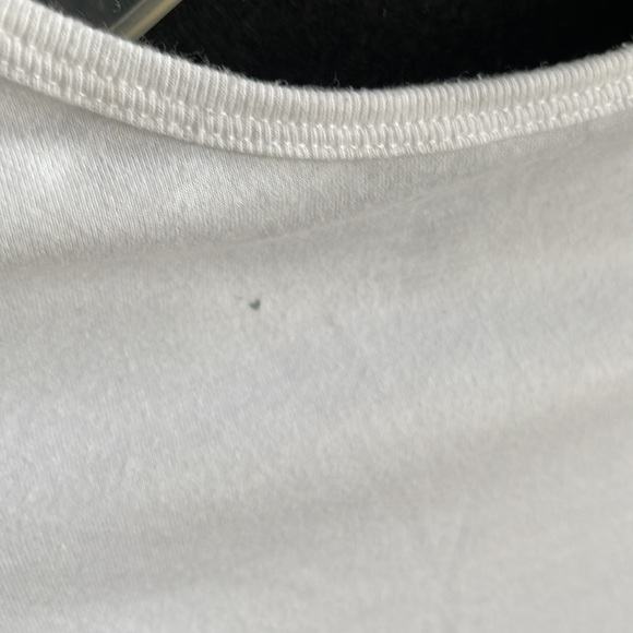 White Gold Heart mid-arm Sleeve Shirt - Picture 8 of 10